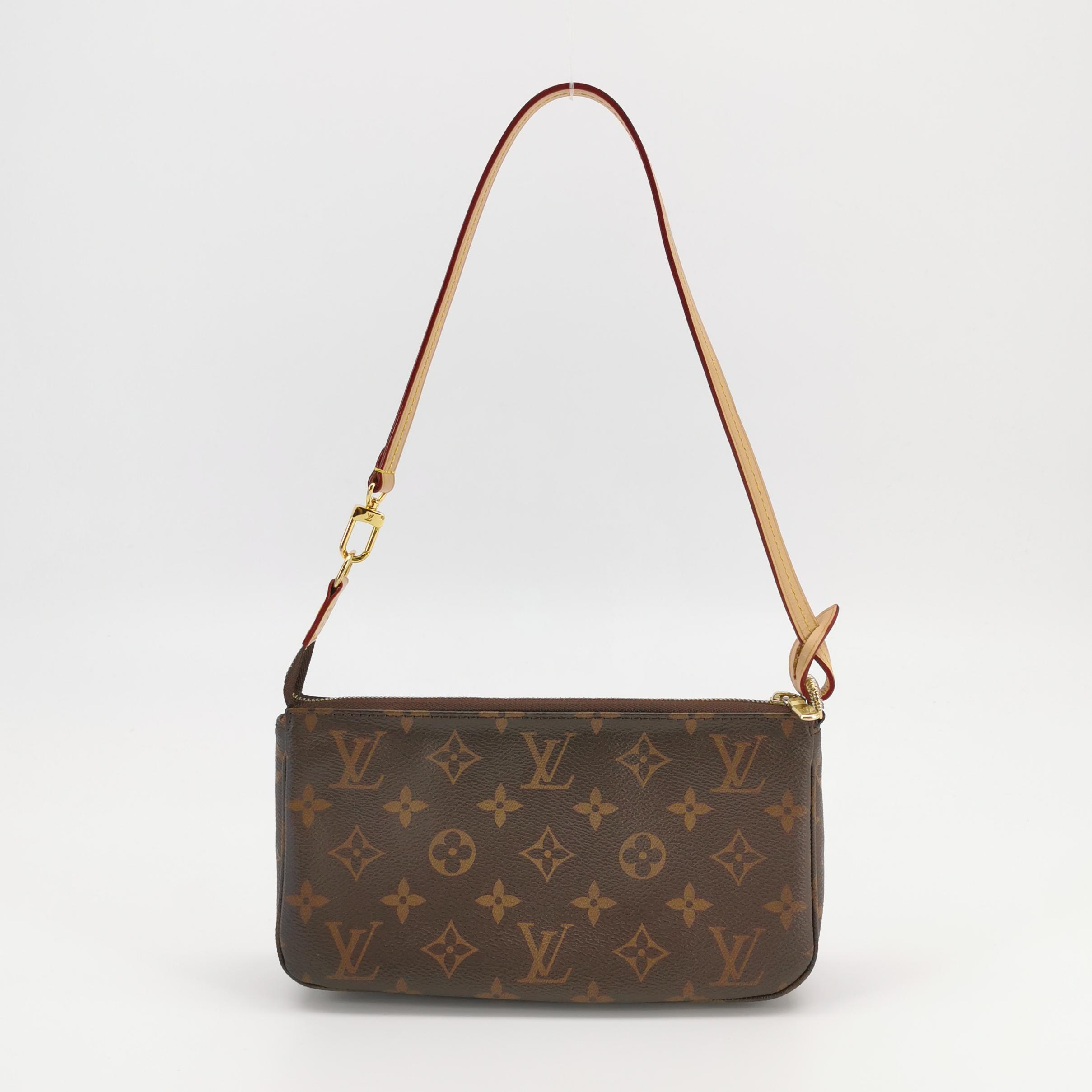 Louis Vuitton(LV) Pochette Accessoires NM Monogram Canvas — photo 3 of 13