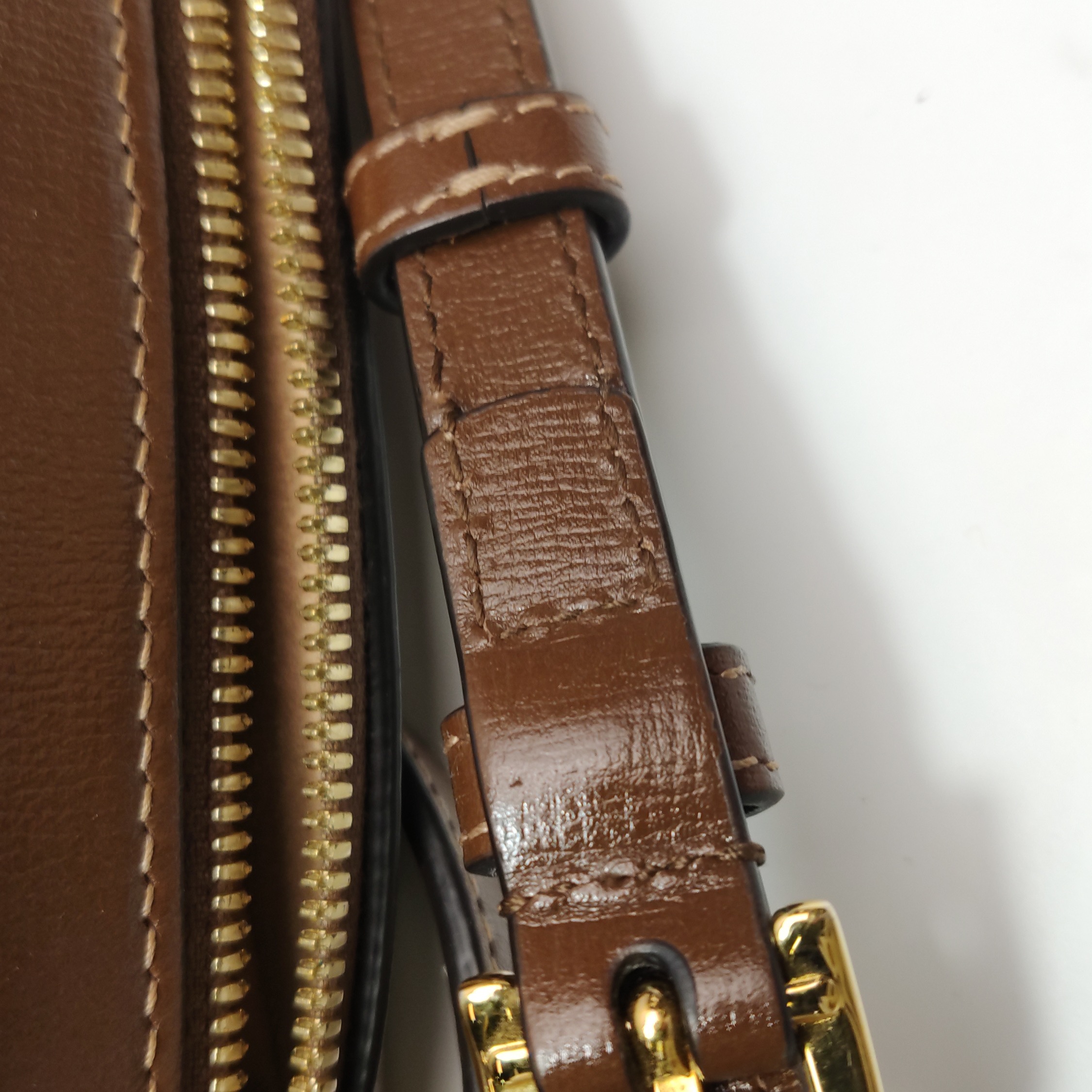 Gucci Horsebit 1955 Flap Pocket Camera Bag GG Coated Canvas and Leather Small — photo 10 of 25