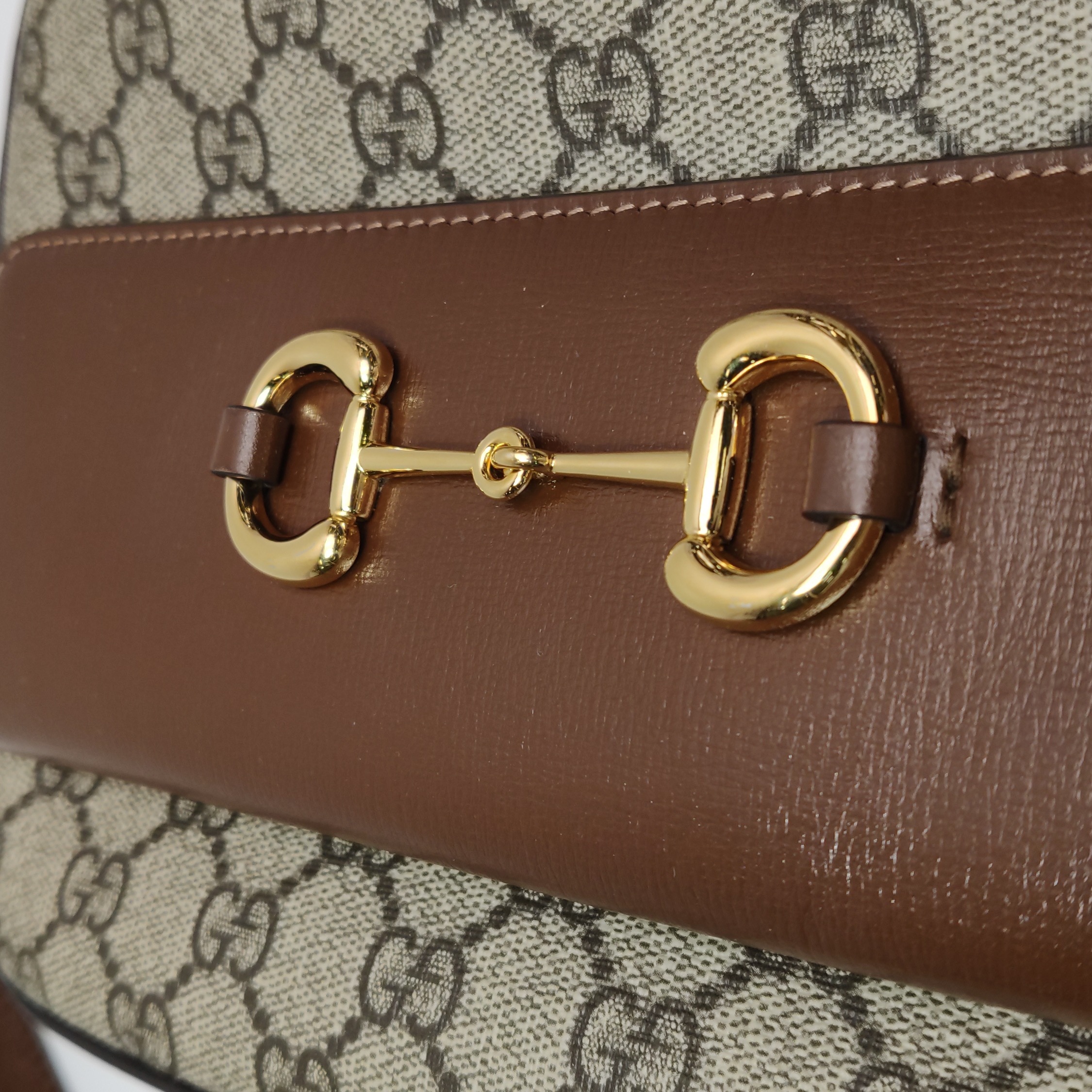 Gucci Horsebit 1955 Flap Pocket Camera Bag GG Coated Canvas and Leather Small — photo 11 of 25