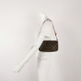 Louis Vuitton(LV) Pochette Accessoires NM Monogram Canvas — thumbnail 2