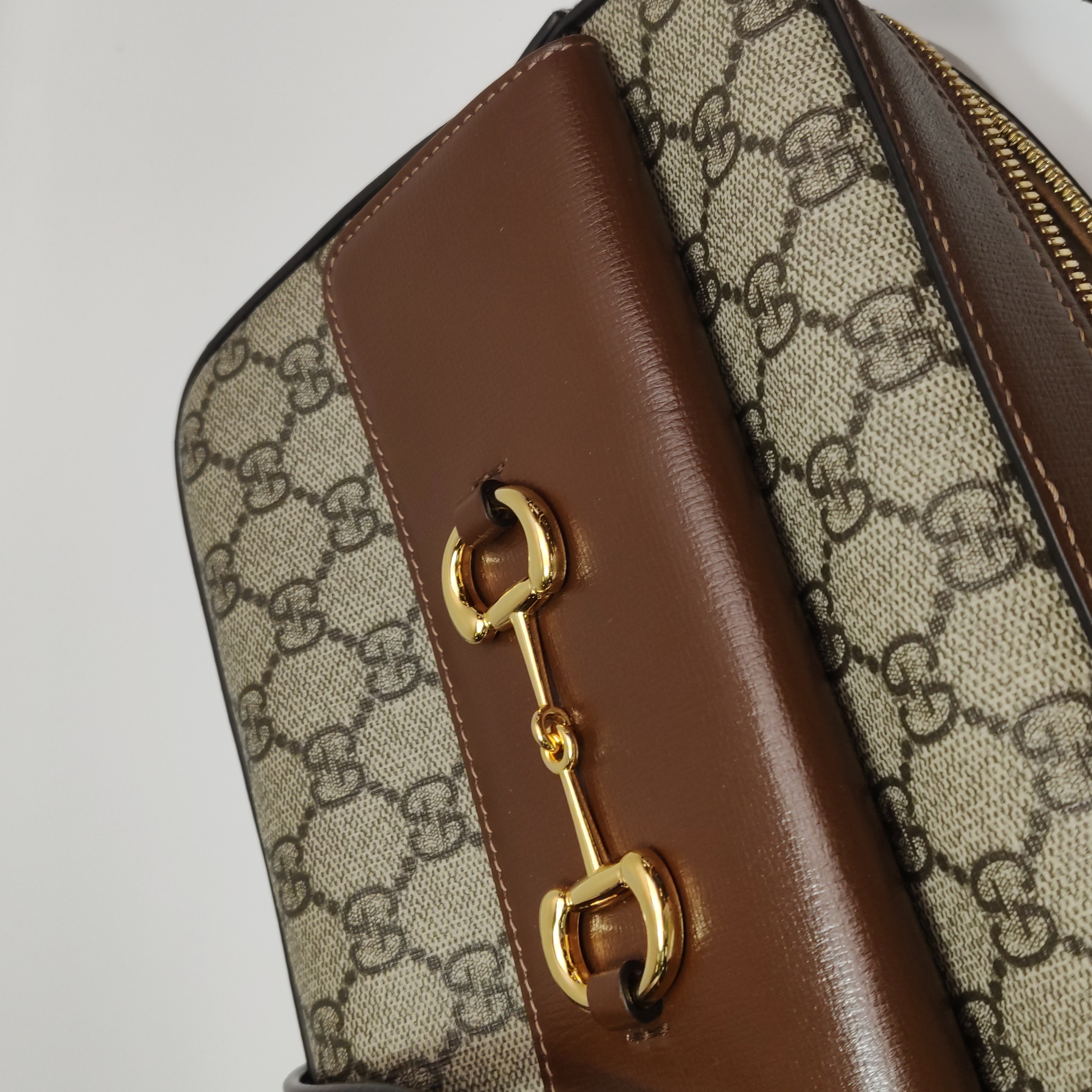 Gucci Horsebit 1955 Flap Pocket Camera Bag GG Coated Canvas and Leather Small — photo 23 of 25