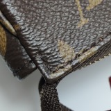 Louis Vuitton(LV) Pochette Accessoires NM Monogram Canvas — thumbnail 12
