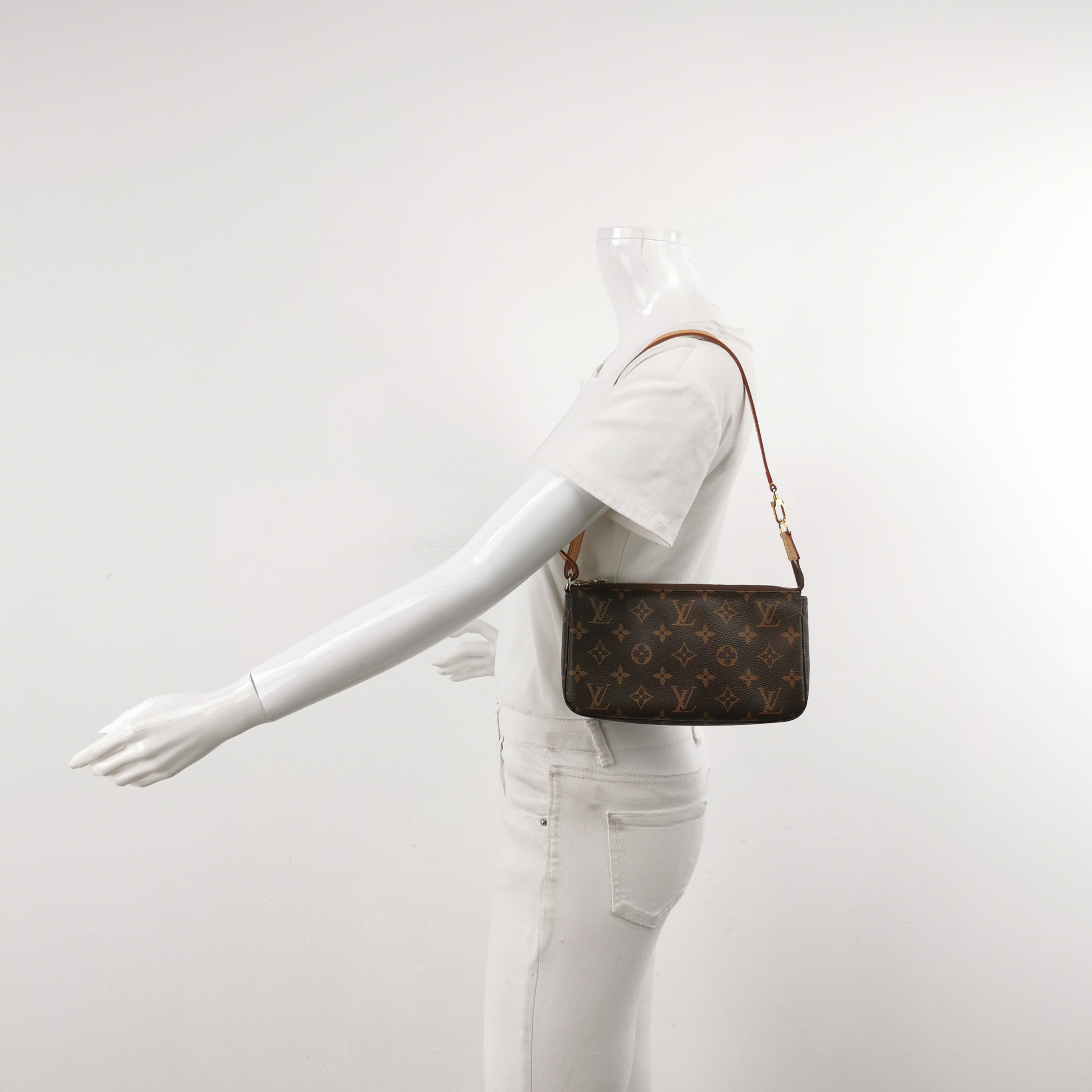Louis Vuitton(LV) Pochette Accessoires NM Monogram Canvas — alternate view