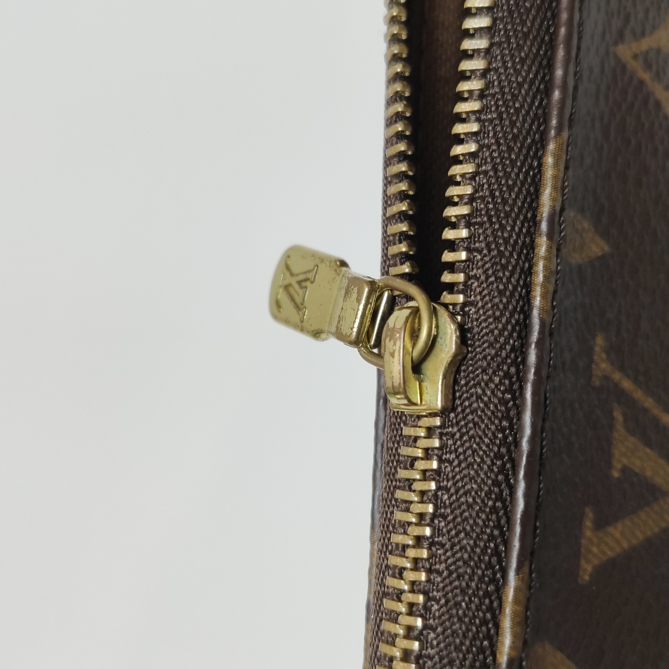 Louis Vuitton(LV) Pochette Accessoires NM Monogram Canvas — photo 11 of 13