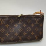 Louis Vuitton(LV) Pochette Accessoires NM Monogram Canvas — thumbnail 12