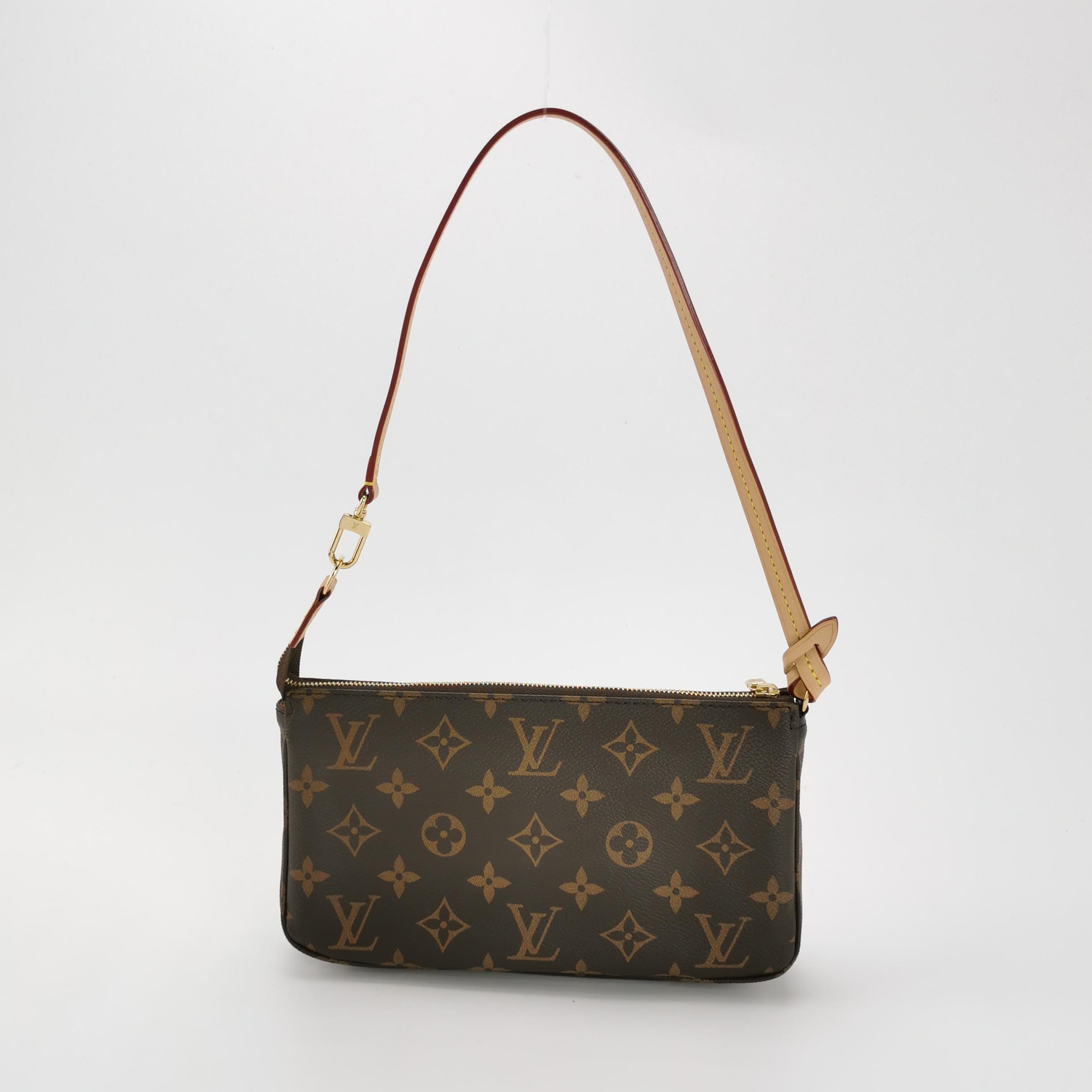 Louis Vuitton(LV) Pochette Accessoires NM Monogram Canvas — photo 3 of 13