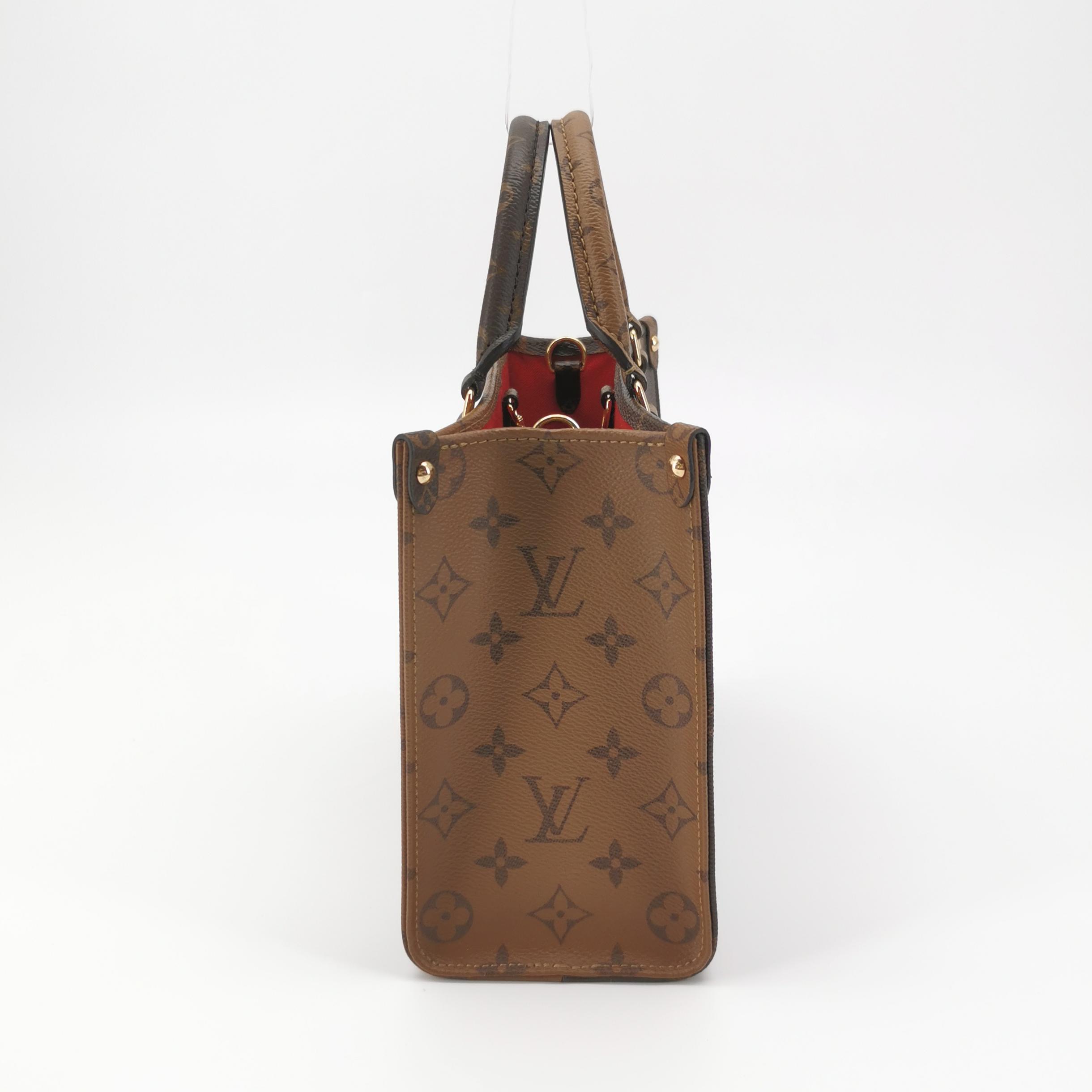 Louis Vuitton(LV) OnTheGo Tote Reverse Monogram Giant PM — photo 4 of 15
