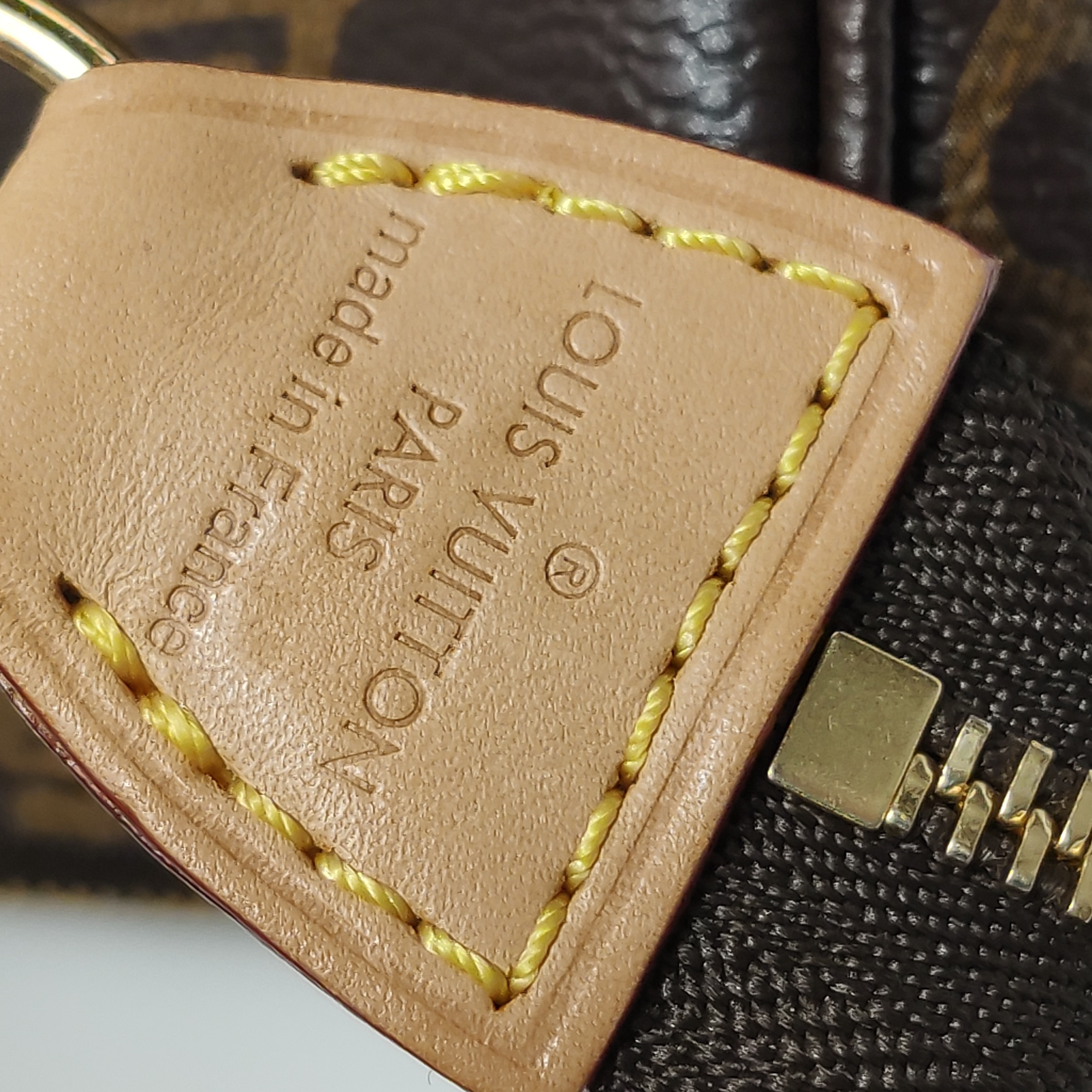 Louis Vuitton(LV) Pochette Accessoires NM Monogram Canvas — photo 13 of 13