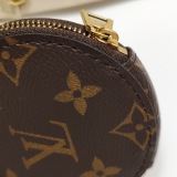 Louis Vuitton(LV) OnTheGo Tote Reverse Monogram Giant PM — thumbnail 12