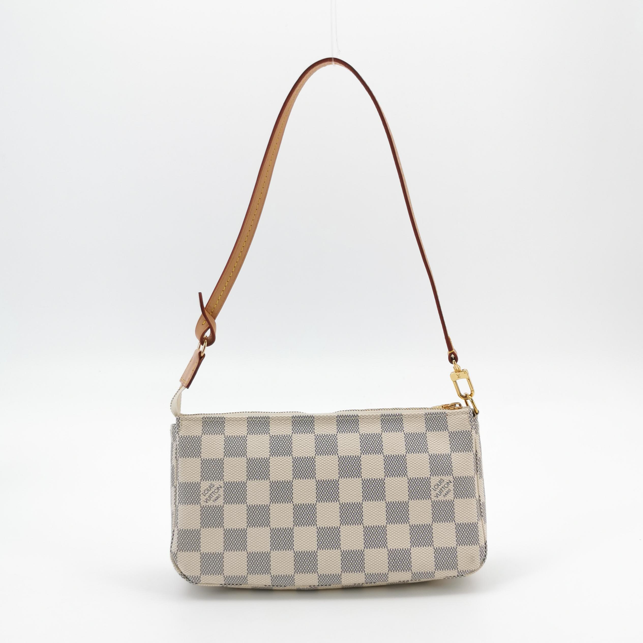 Louis Vuitton(LV) Pochette Accessoires Damier — photo 3 of 14