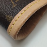Louis Vuitton(LV) Neverfull NM Tote Monogram Canvas MM — thumbnail 14