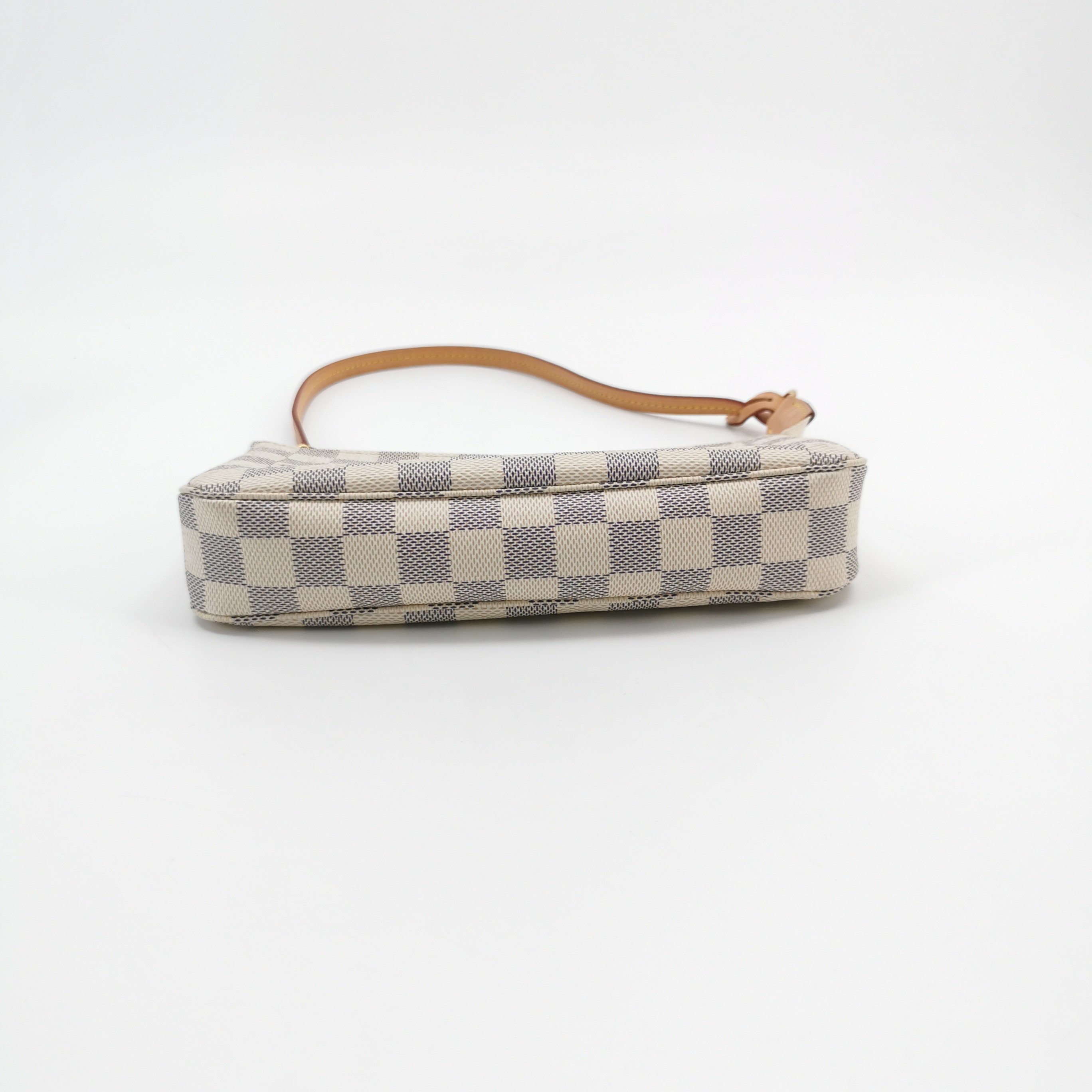 Louis Vuitton(LV) Pochette Accessoires Damier — photo 6 of 14