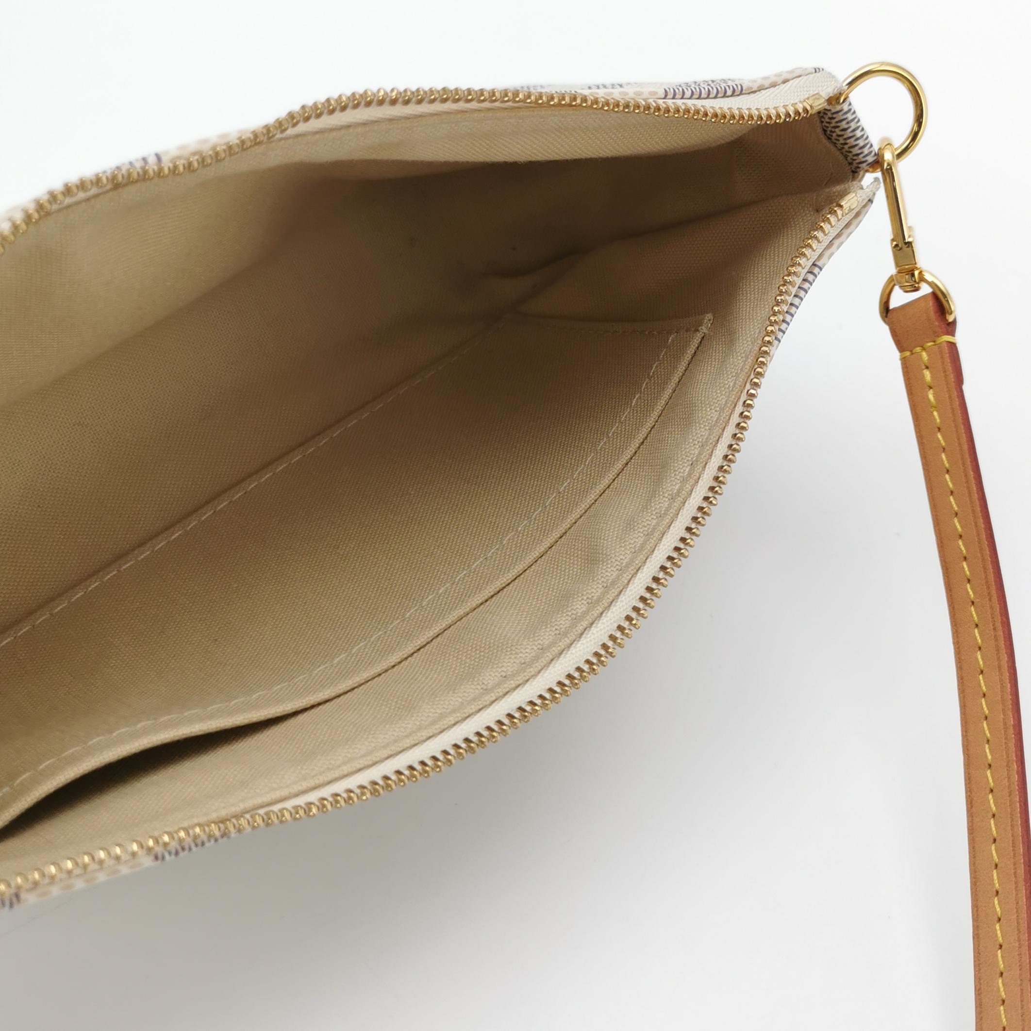 Louis Vuitton(LV) Pochette Accessoires Damier — photo 7 of 14