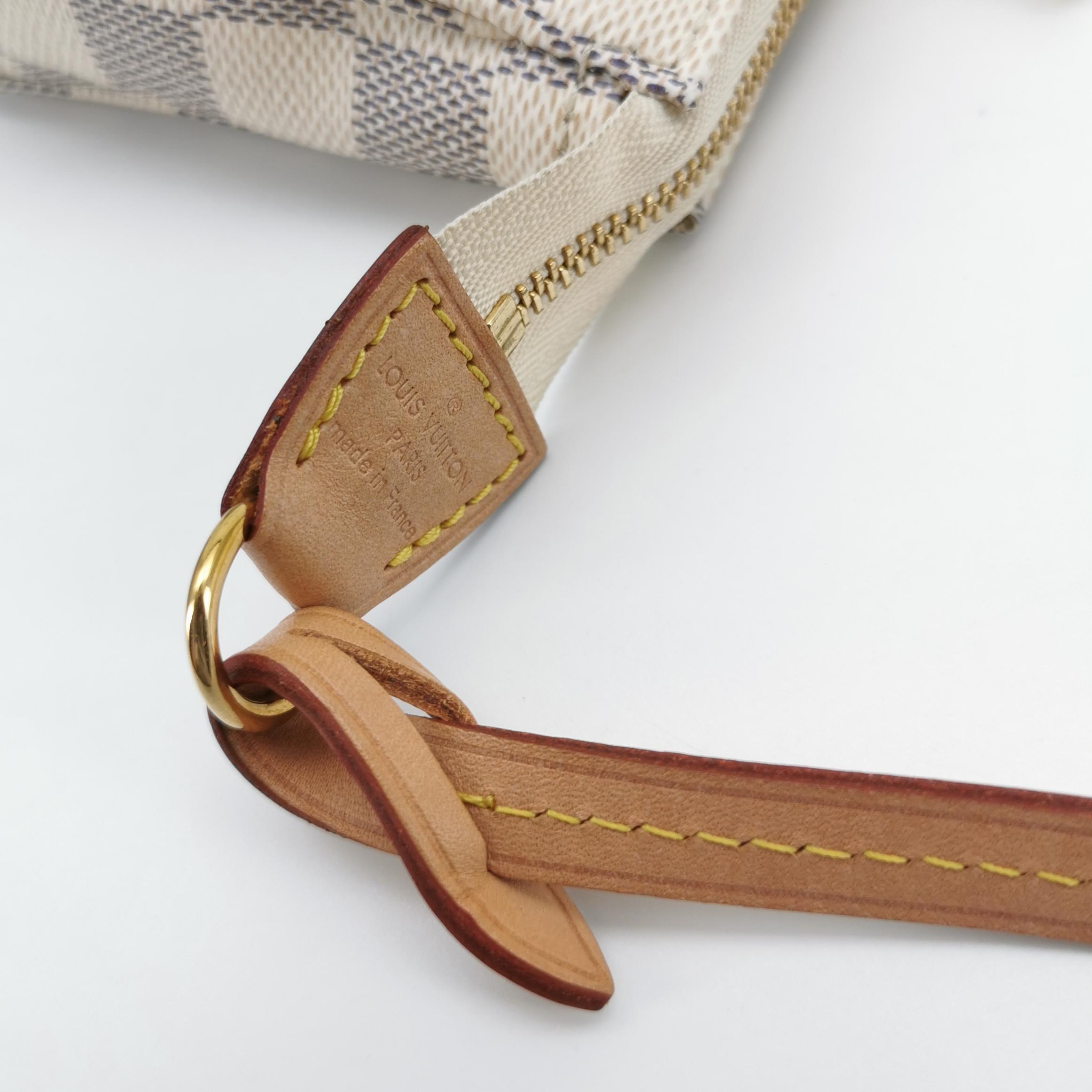 Louis Vuitton(LV) Pochette Accessoires Damier — photo 14 of 14