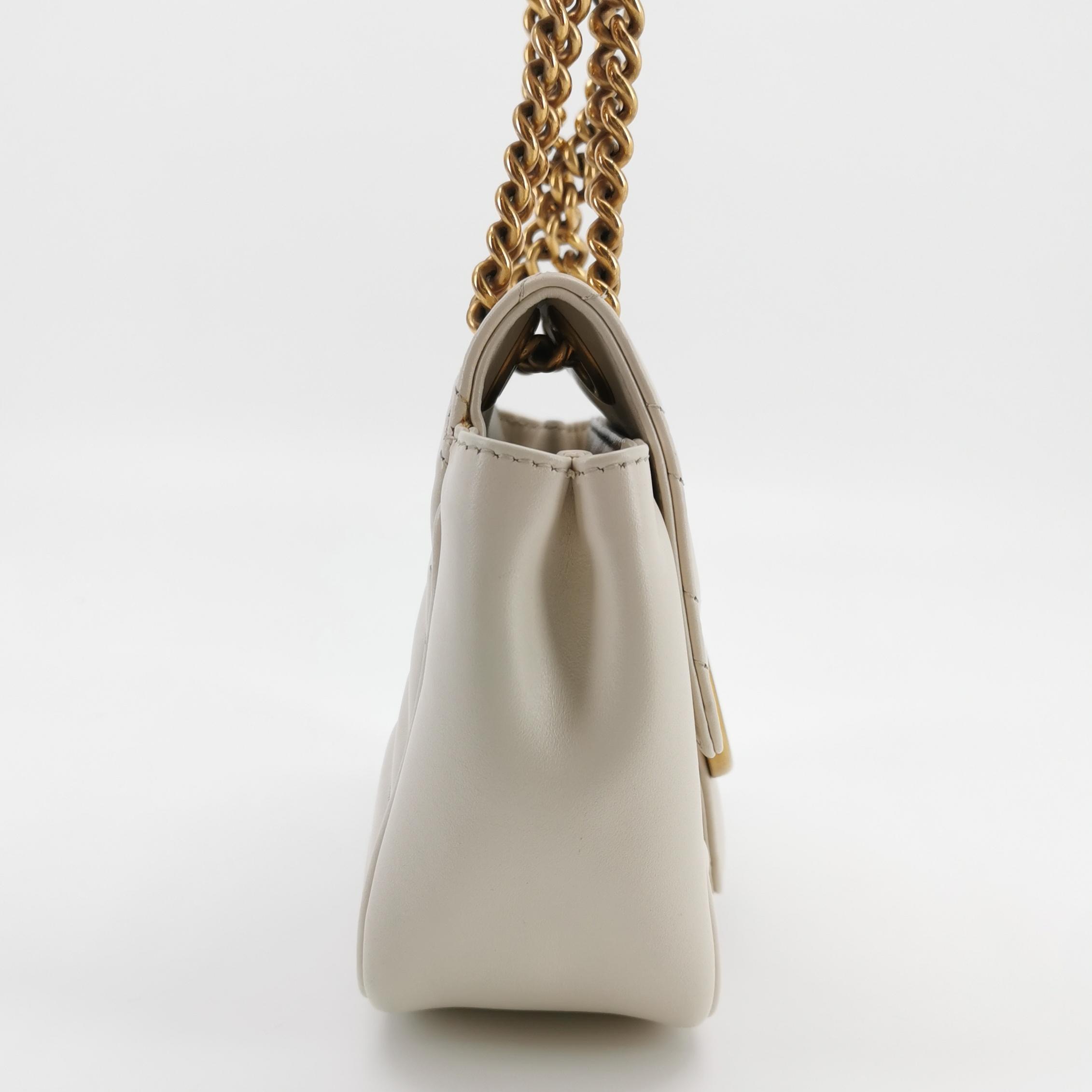 Gucci GG Marmont Flap Bag Matelasse Leather Mini — photo 4 of 25