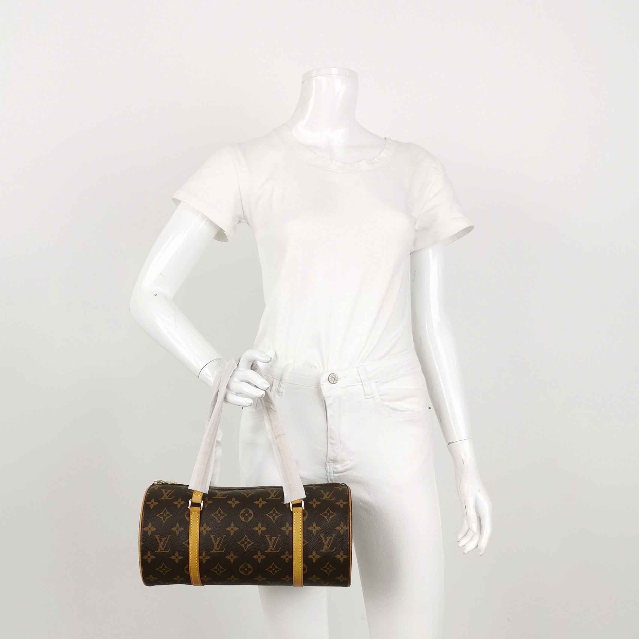 Louis Vuitton(LV) Papillon Handbag Monogram Canvas 30 — photo 2 of 12