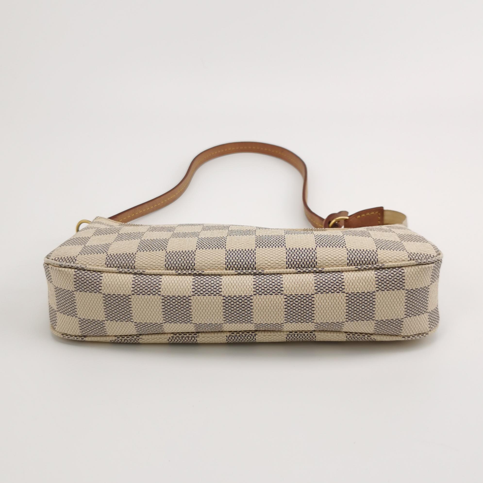 Louis Vuitton(LV) Pochette Accessoires Damier — photo 6 of 12
