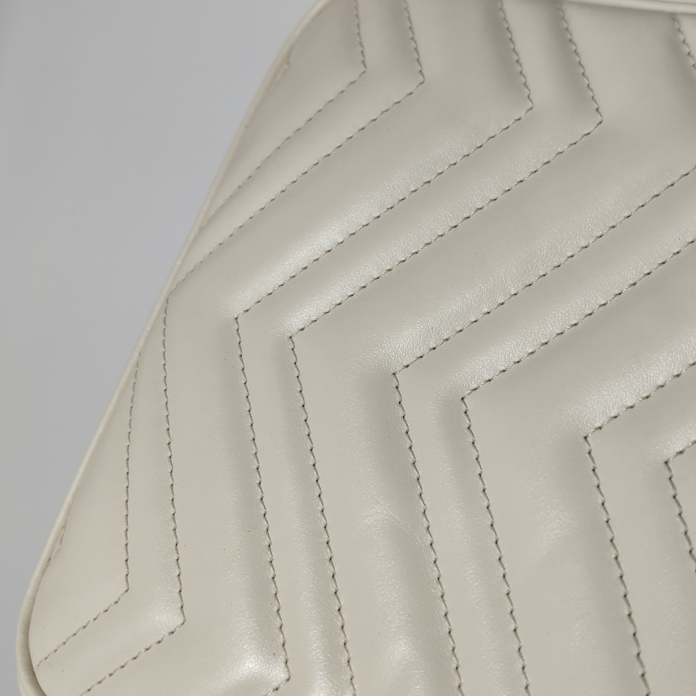 Gucci GG Marmont Flap Bag Matelasse Leather Mini — photo 23 of 25