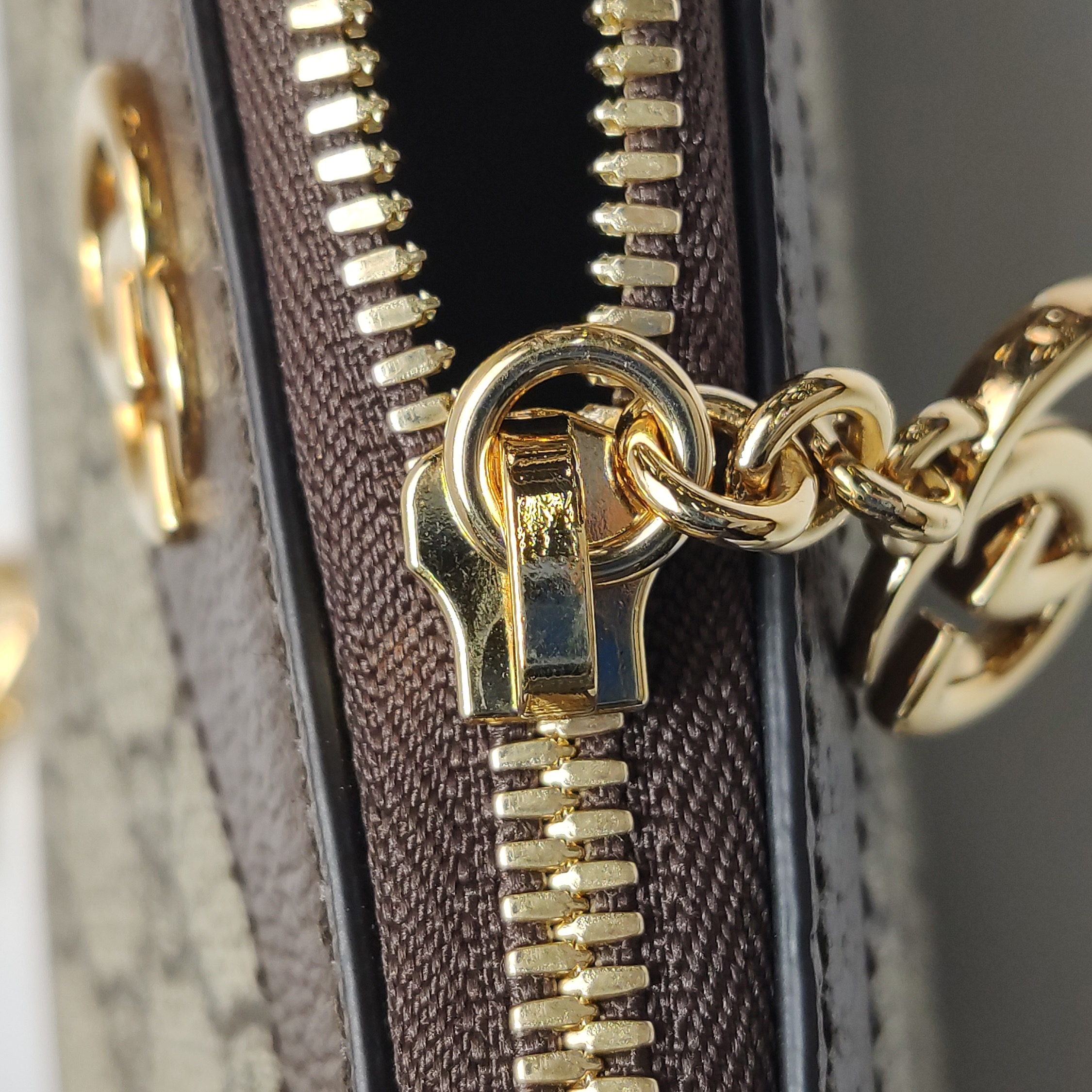 Gucci Ophidia Charm Shoulder Bag GG Coated Canvas Small — photo 9 of 11