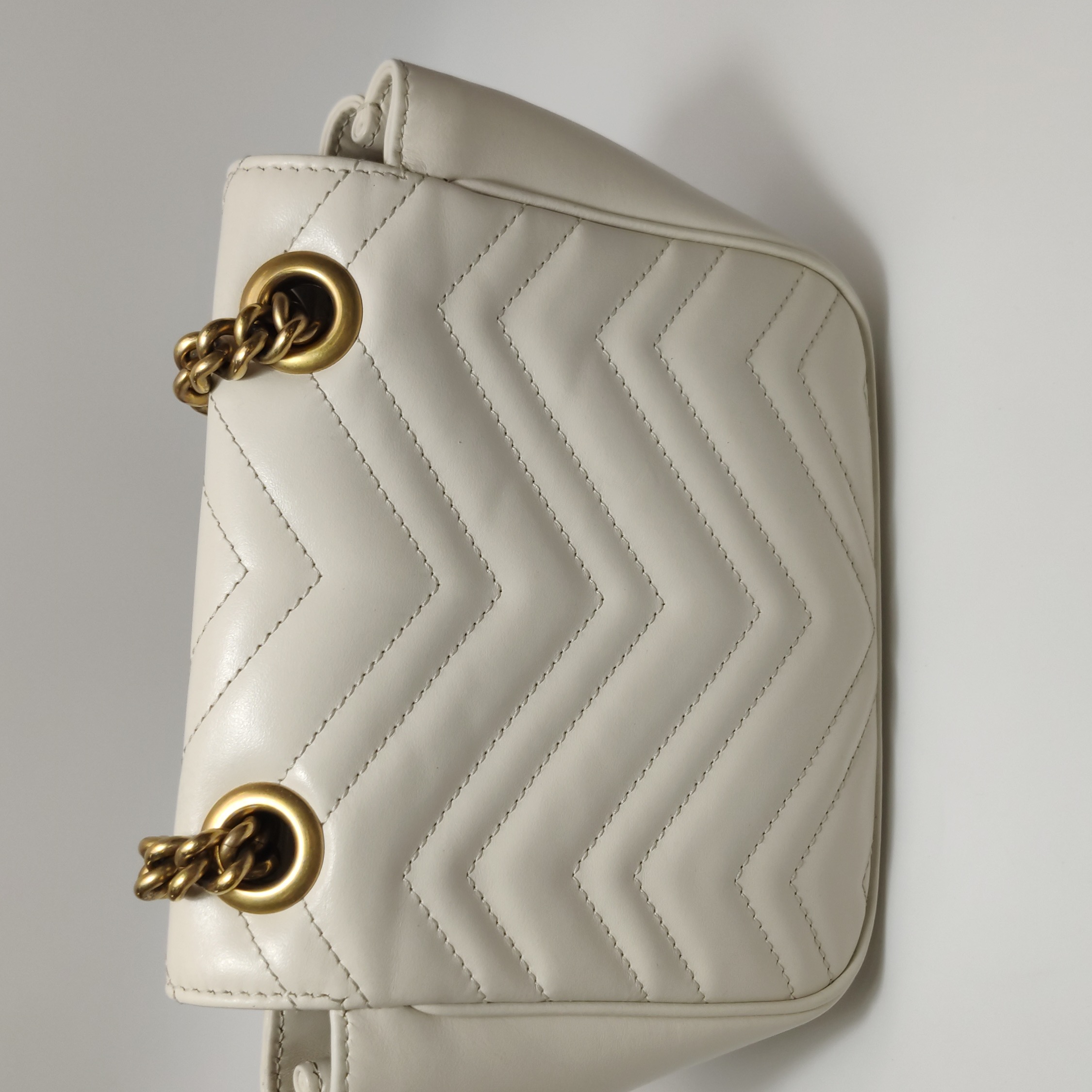 Gucci GG Marmont Flap Bag Matelasse Leather Mini — photo 22 of 25