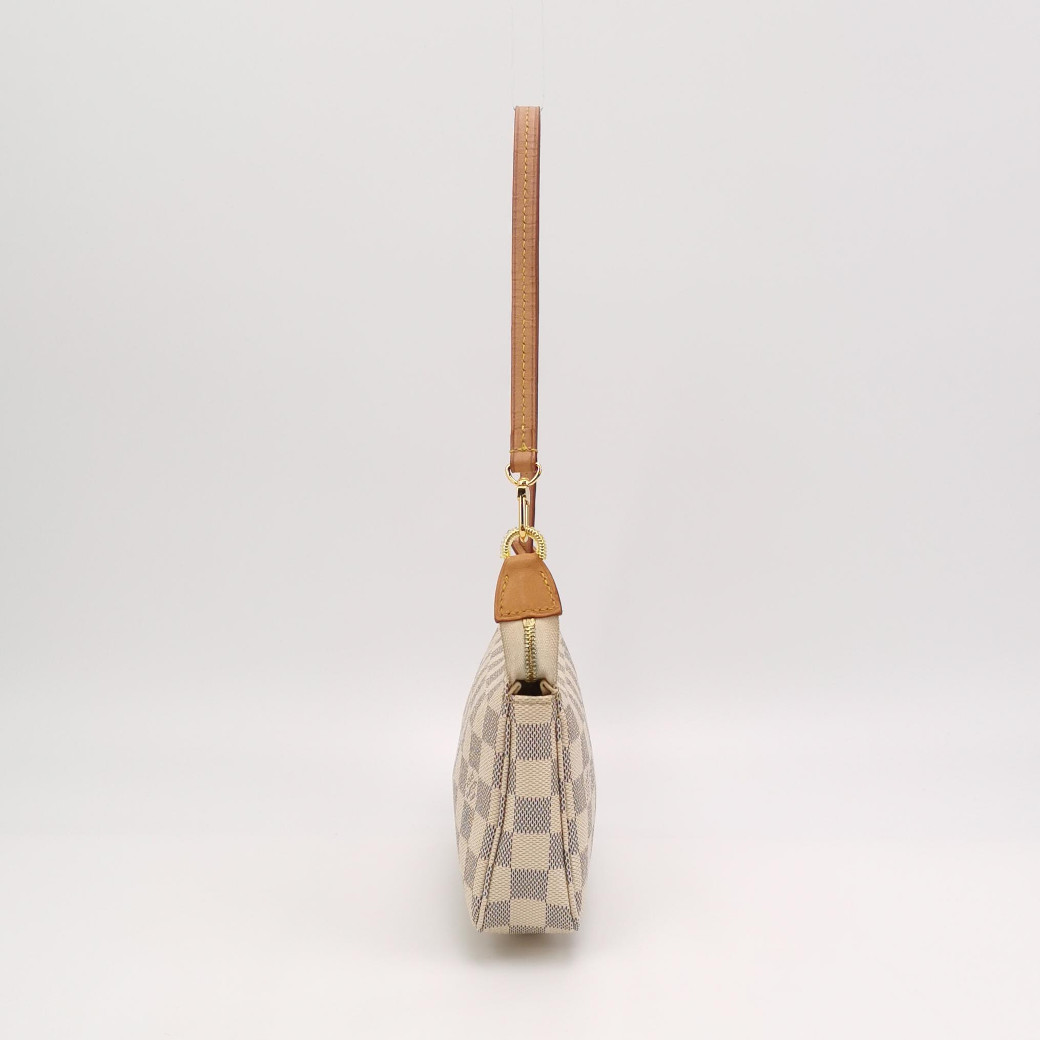 Louis Vuitton(LV) Pochette Accessoires Damier — photo 4 of 14