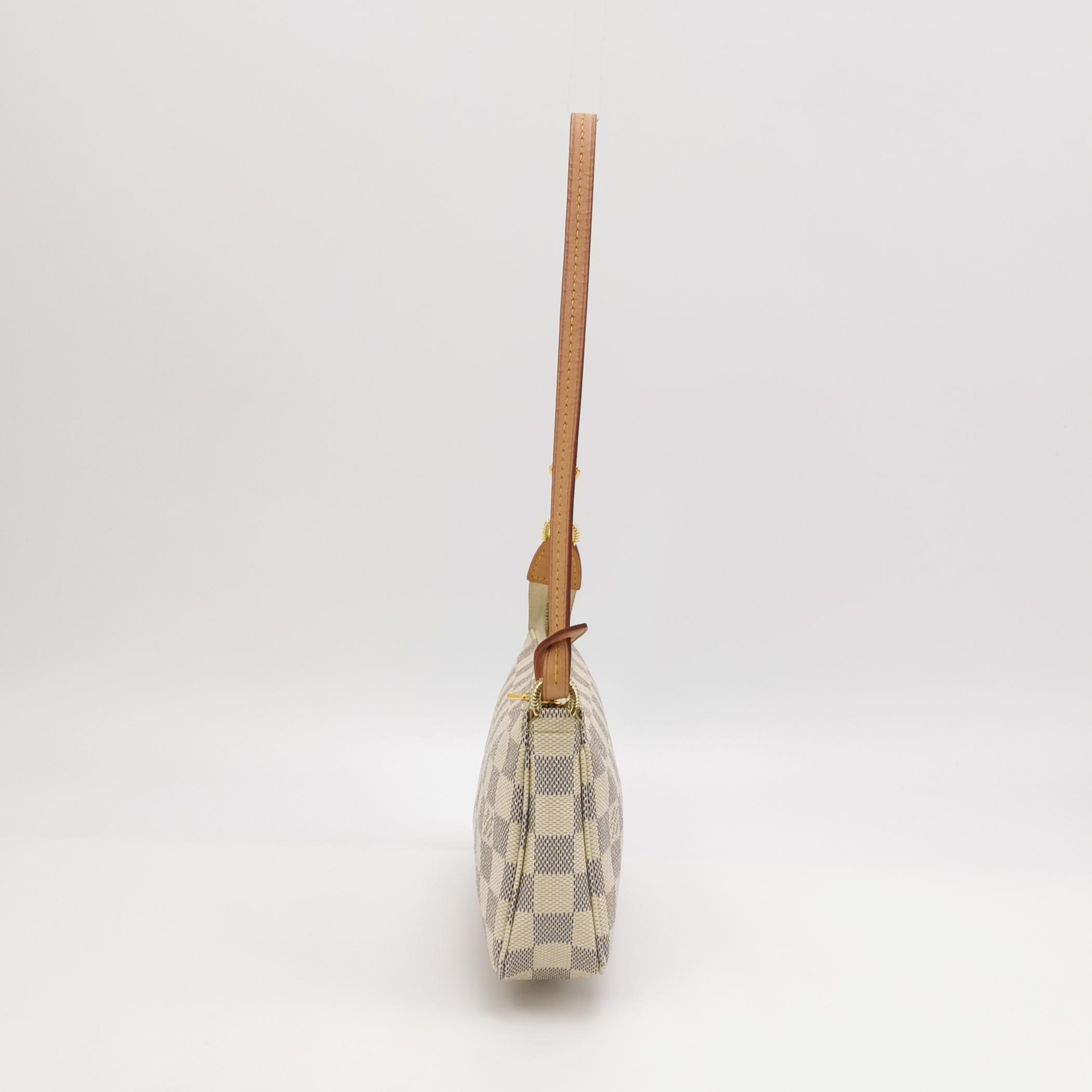 Louis Vuitton(LV) Pochette Accessoires Damier — photo 5 of 14