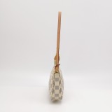 Louis Vuitton(LV) Pochette Accessoires Damier — thumbnail 5