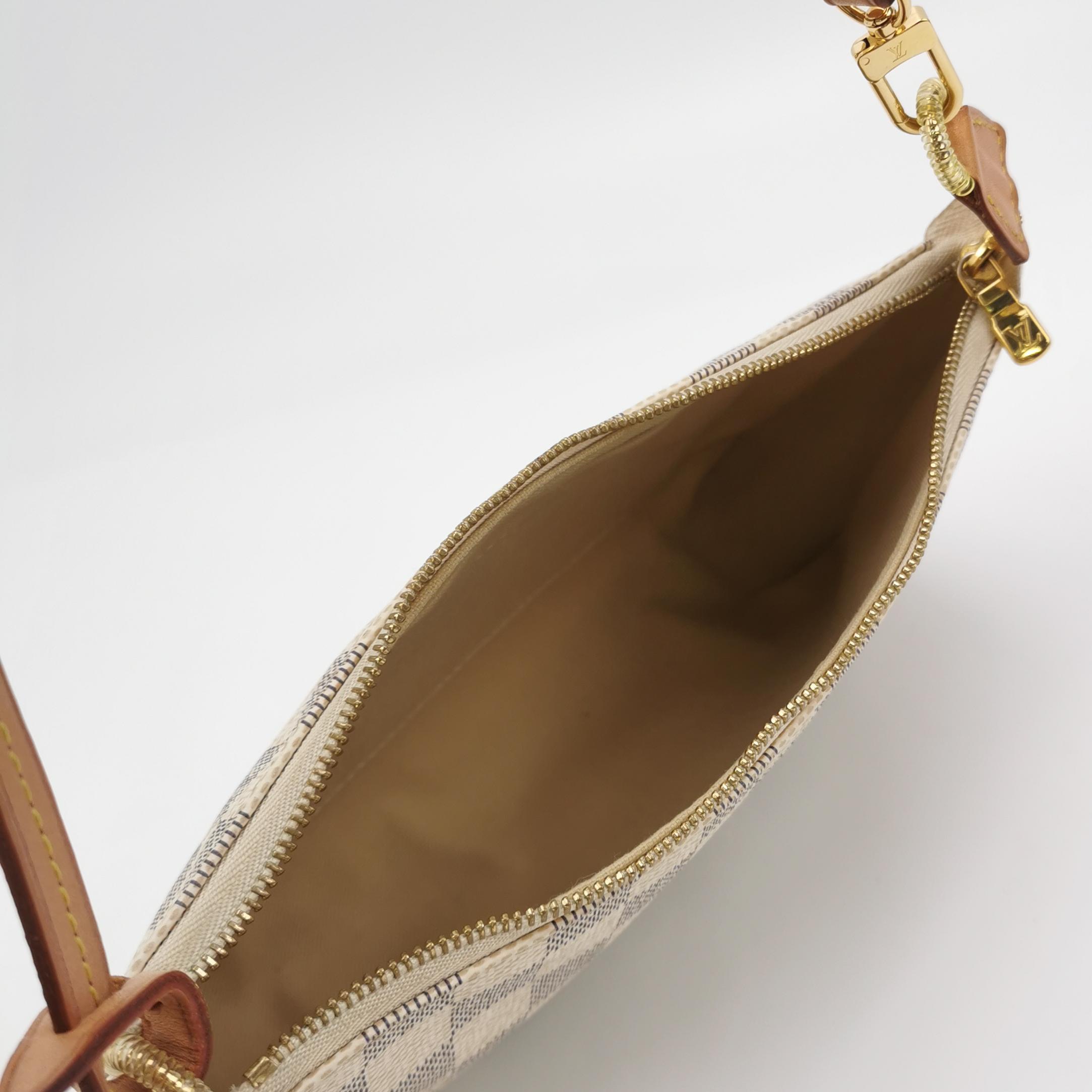 Louis Vuitton(LV) Pochette Accessoires Damier — photo 7 of 14