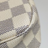 Louis Vuitton(LV) Pochette Accessoires Damier — thumbnail 10