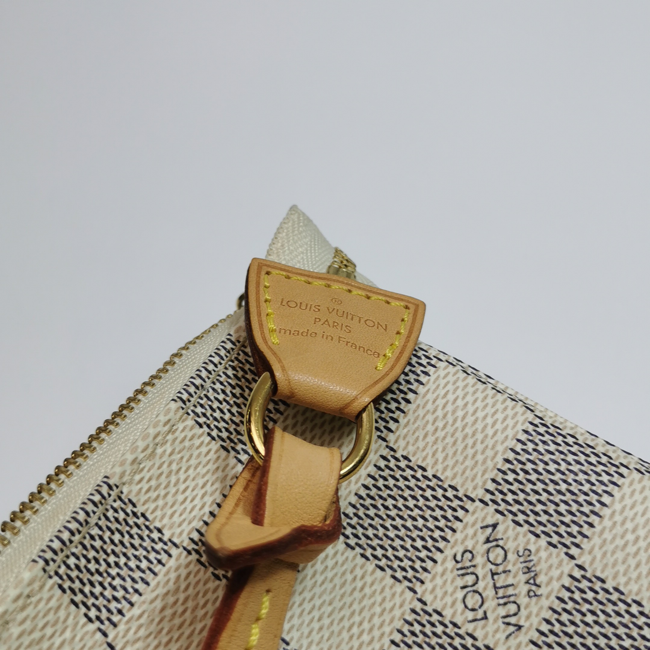Louis Vuitton(LV) Pochette Accessoires Damier — photo 14 of 15