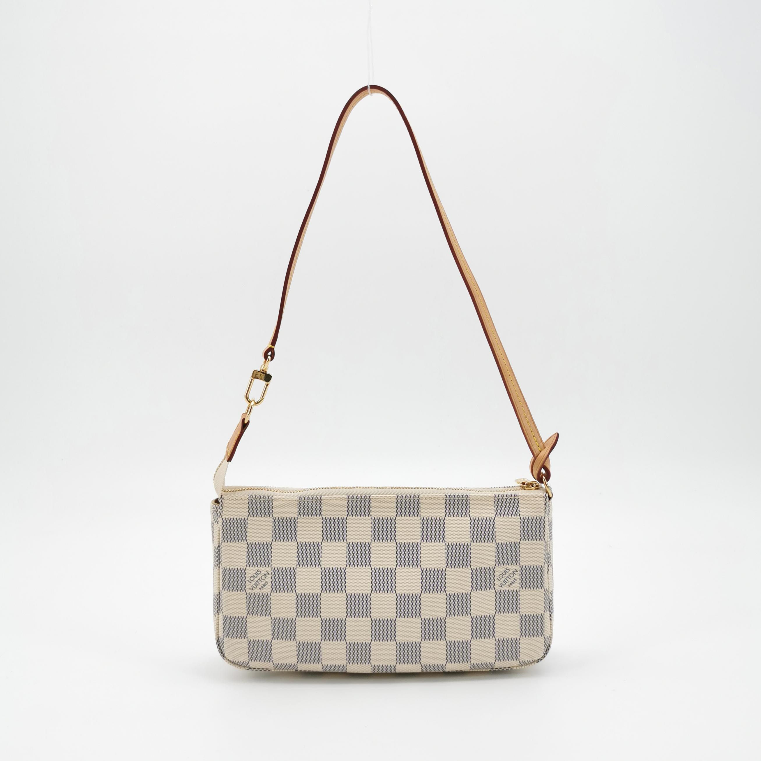 Louis Vuitton(LV) Pochette Accessoires Damier — photo 3 of 13