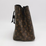 Louis Vuitton(LV) NeoNoe Handbag Monogram Canvas with Leather MM — thumbnail 4