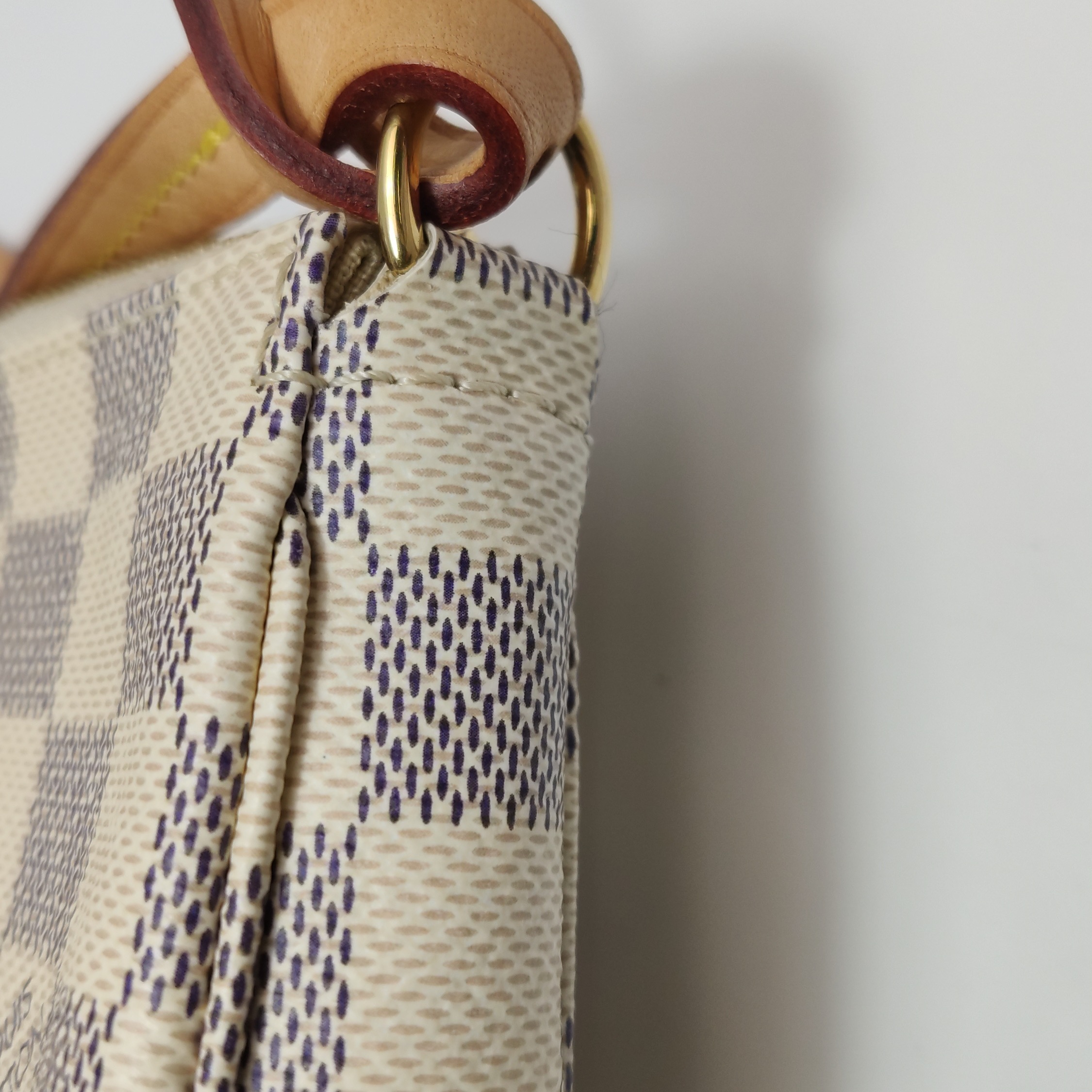 Louis Vuitton(LV) Pochette Accessoires Damier — photo 9 of 13