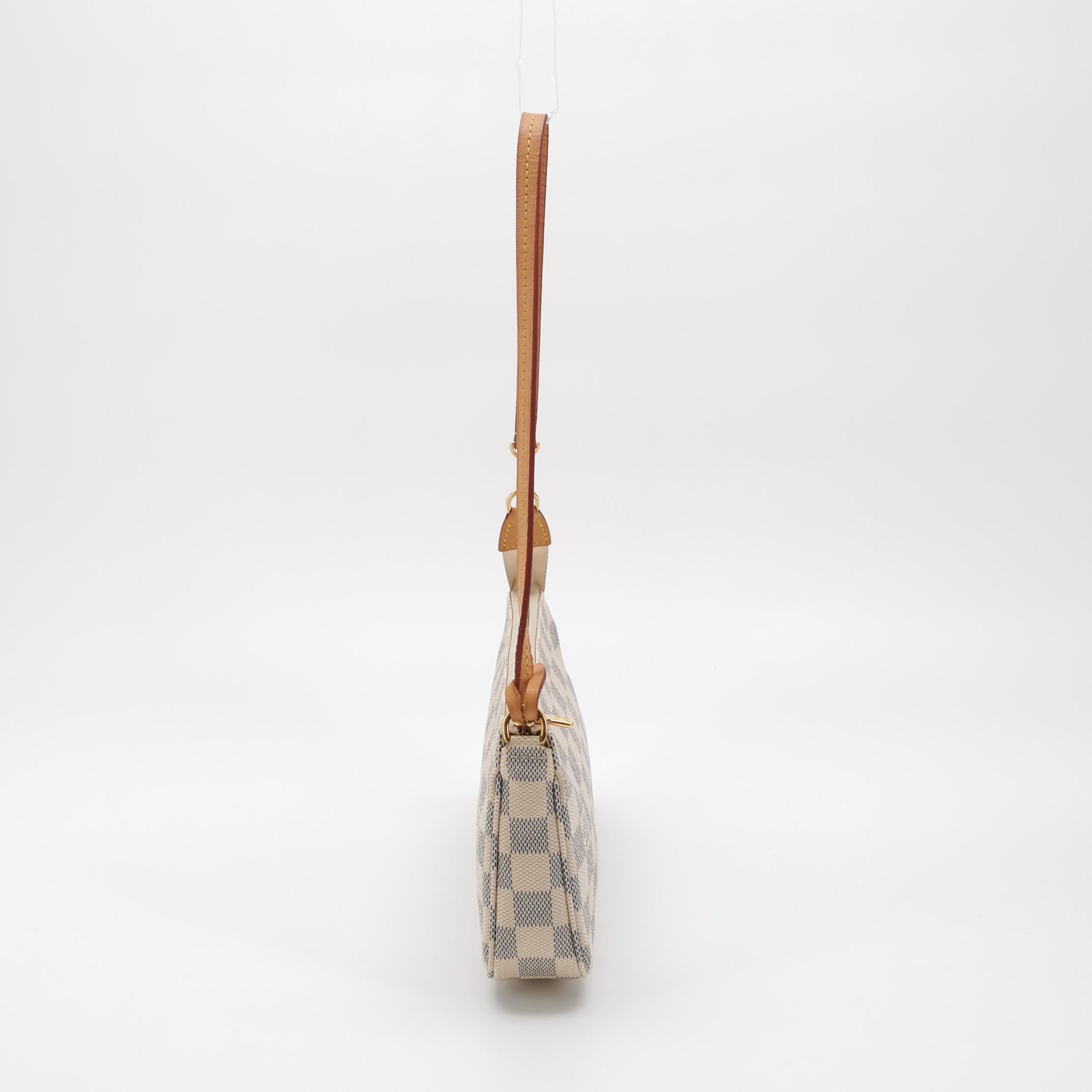 Louis Vuitton(LV) Pochette Accessoires Damier — photo 4 of 13