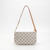 Louis Vuitton(LV) Pochette Accessoires Damier — thumbnail 3