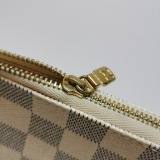 Louis Vuitton(LV) Pochette Accessoires Damier — thumbnail 8