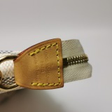 Louis Vuitton(LV) Pochette Accessoires Damier — thumbnail 11