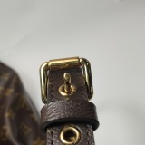 Louis Vuitton(LV) Metis Hobo Monogram Canvas — thumbnail 12