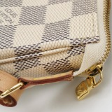 Louis Vuitton(LV) Pochette Accessoires Damier — thumbnail 10