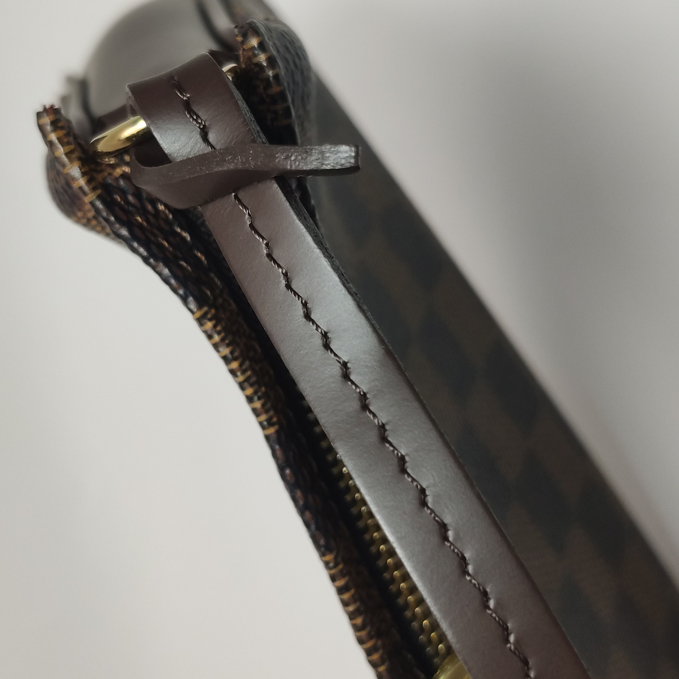 Louis Vuitton(LV) Navona Pochette Accessoires Damier — photo 11 of 13