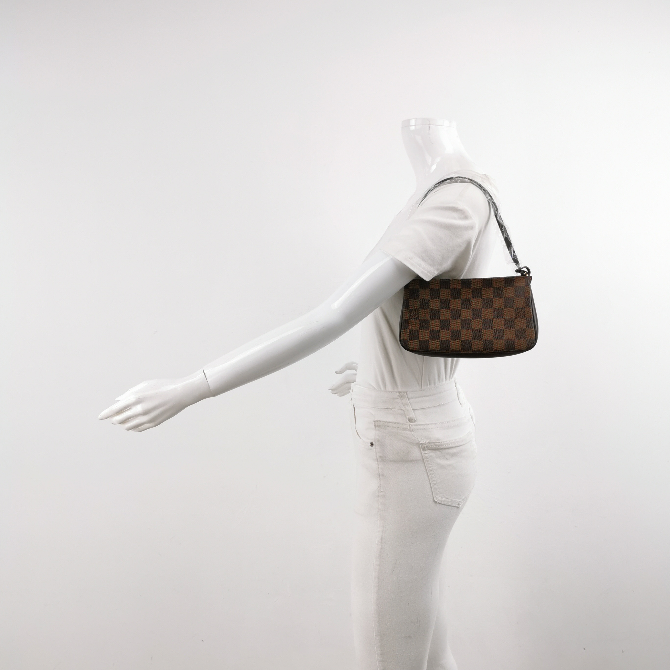 Louis Vuitton(LV) Navona Pochette Accessoires Damier — alternate view