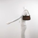 Louis Vuitton(LV) Navona Pochette Accessoires Damier — thumbnail 2