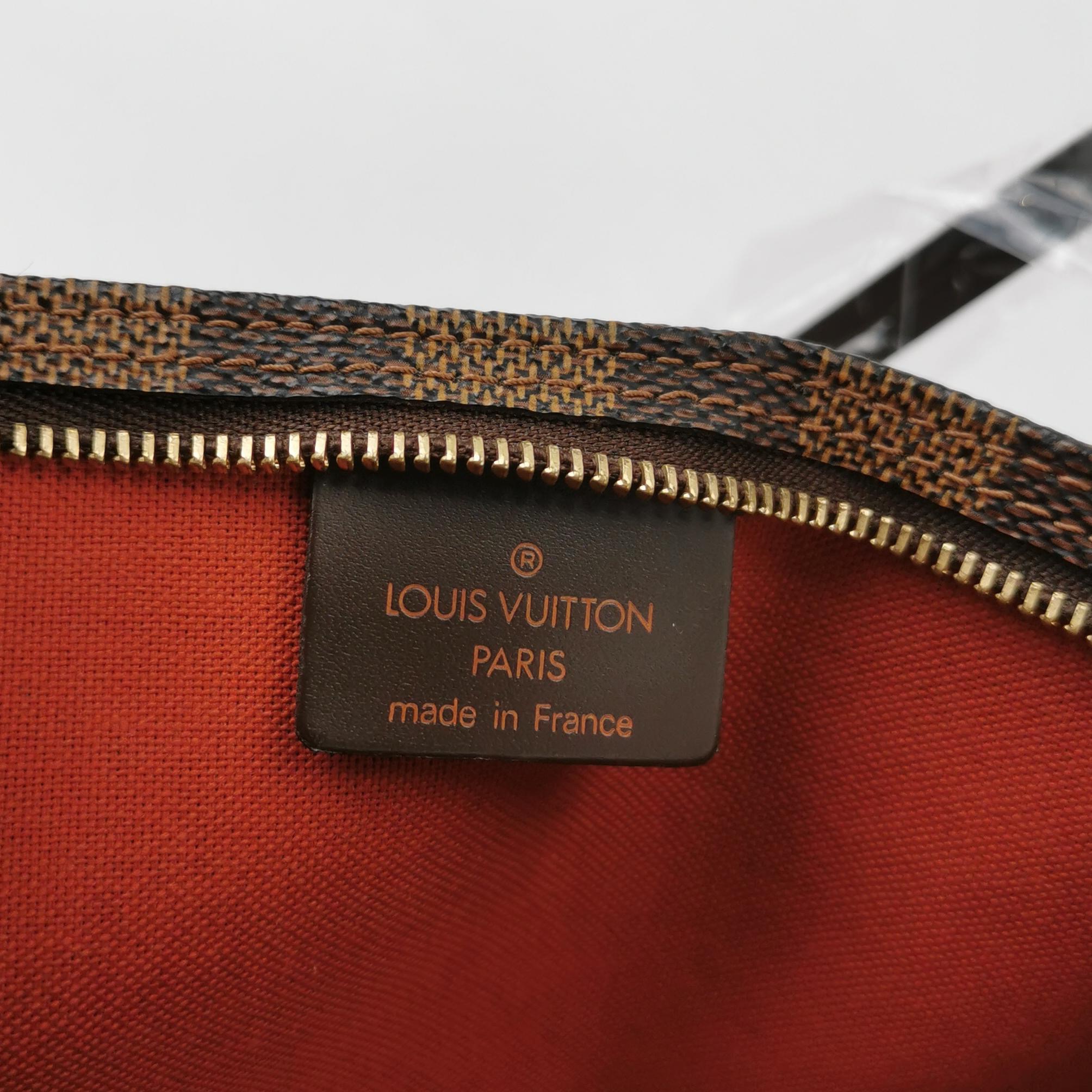 Louis Vuitton(LV) Navona Pochette Accessoires Damier — photo 8 of 13