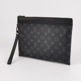 Louis Vuitton(LV) Pochette To-Go Monogram Eclipse Canvas MM — thumbnail 3