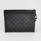 Louis Vuitton(LV) Pochette To-Go Monogram Eclipse Canvas MM — thumbnail 4