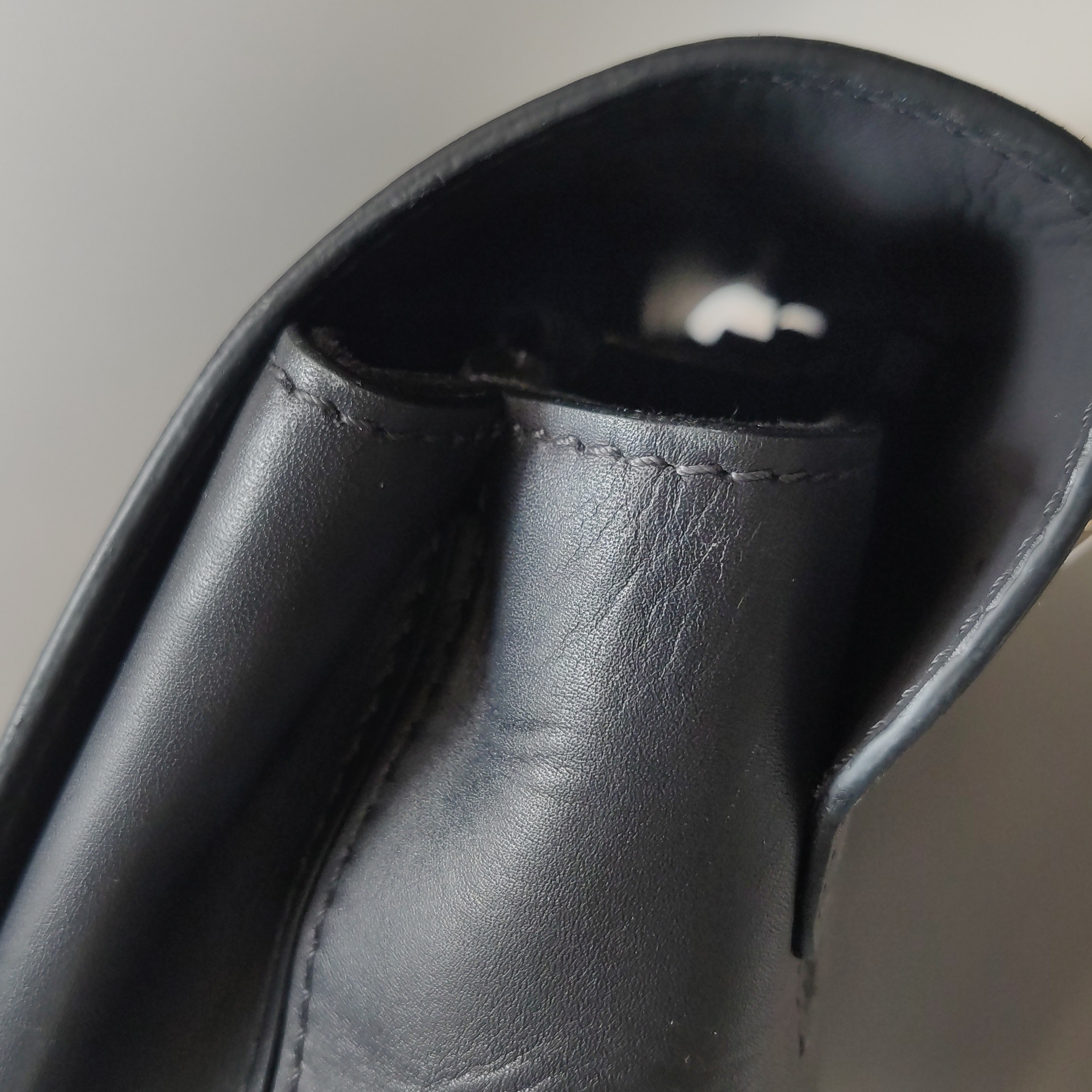 Louis Vuitton(LV) black leather briefcase handbag — photo 14 of 15