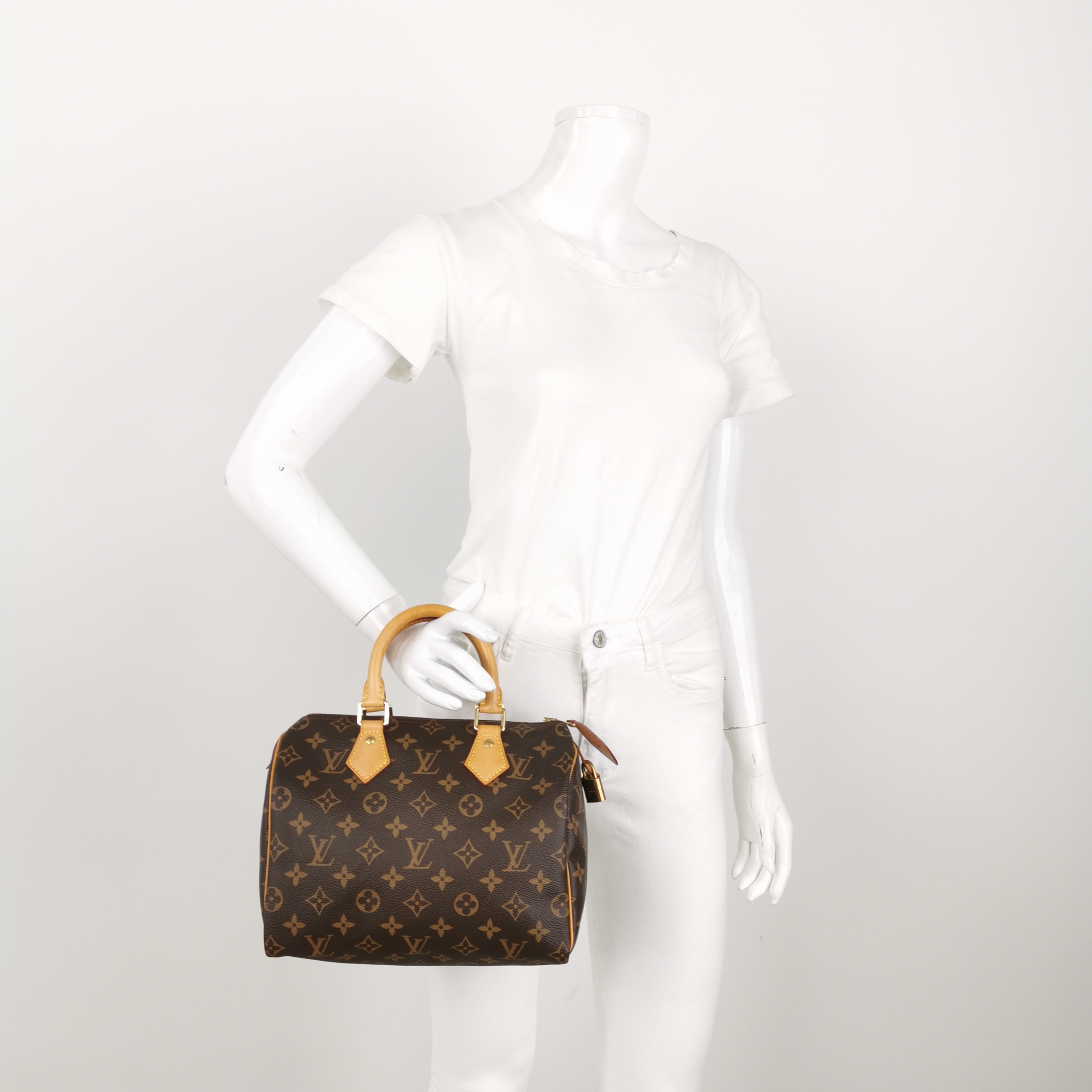 Louis Vuitton(LV) Speedy Handbag Monogram Canvas 25 — alternate view