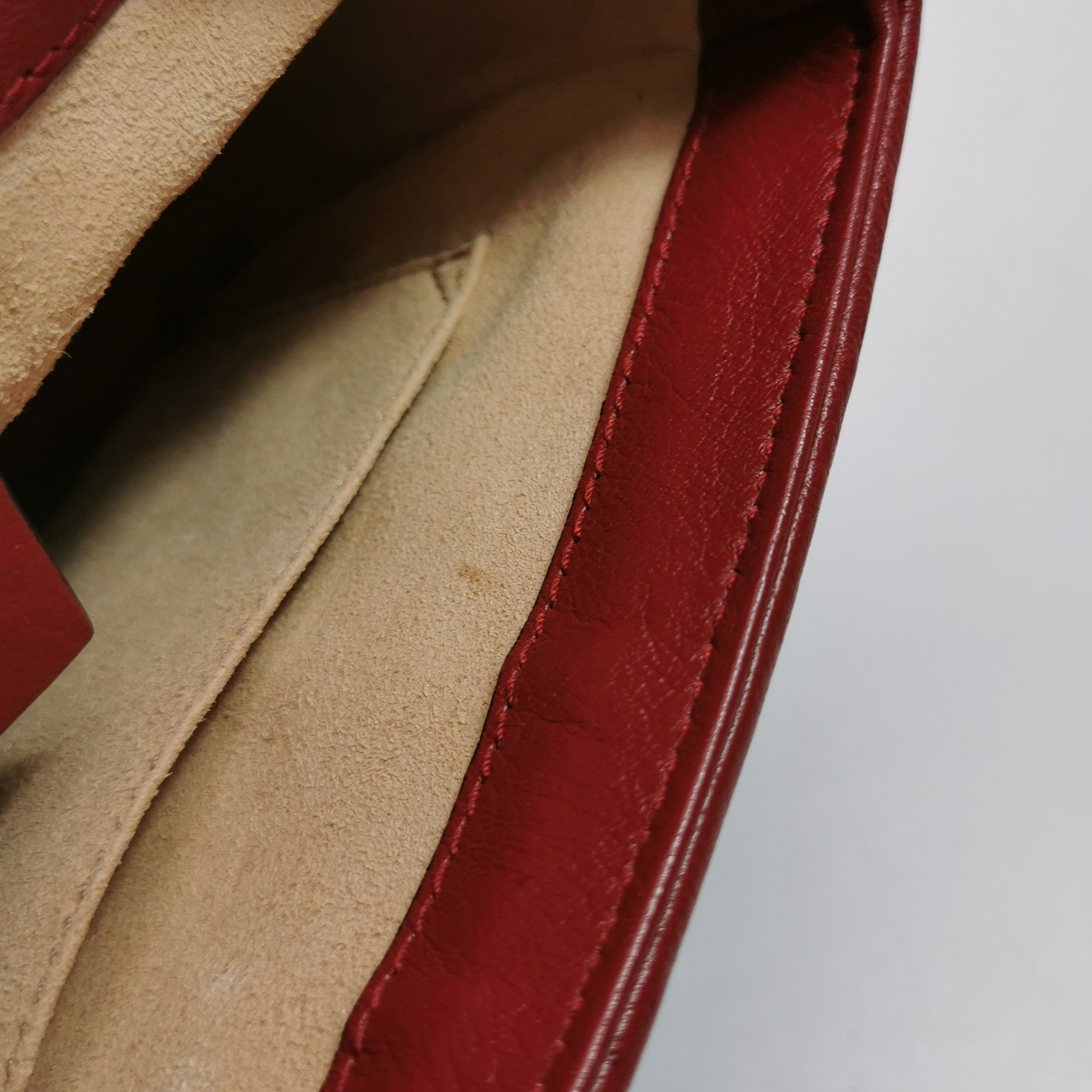 Gucci GG Marmont Top Handle Flap Bag Diagonal Quilted Leather Mini — photo 10 of 18