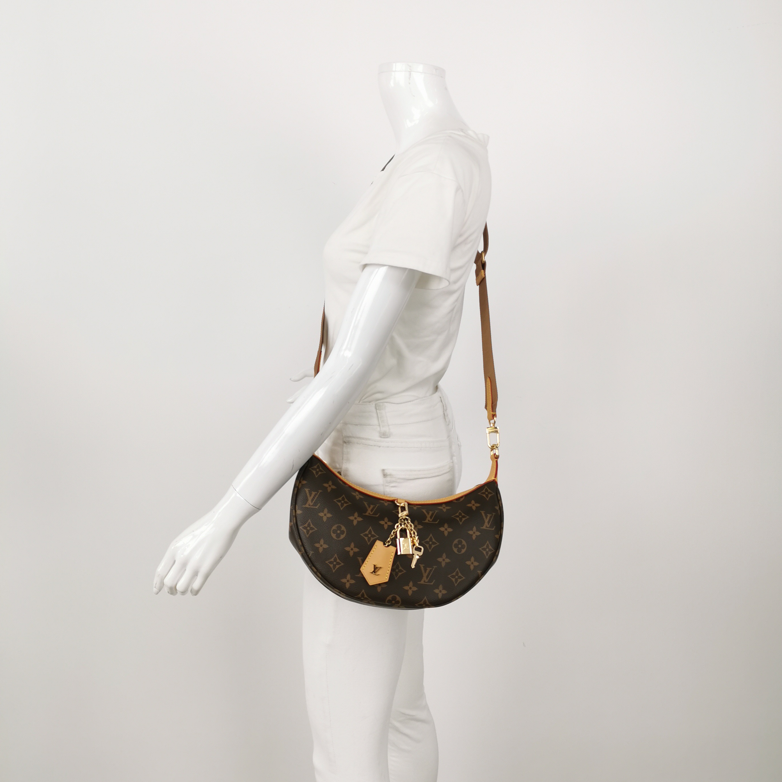 Louis Vuitton(LV) Looping NM Handbag Monogram Canvas — alternate view