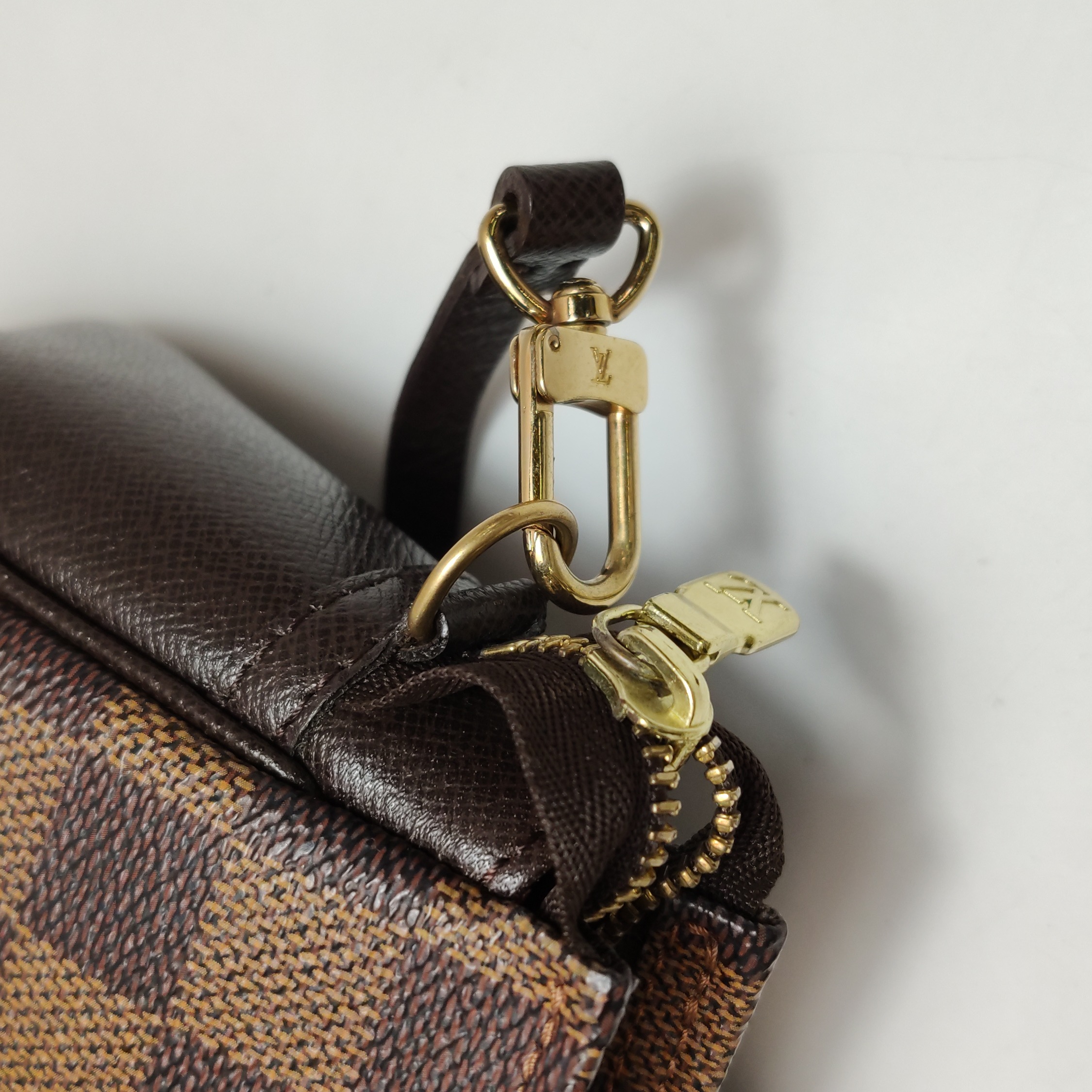 Louis Vuitton(LV) Trousse Make Up Bag Damier — photo 9 of 12